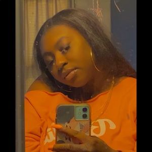 Meet your Posher, Iyanna